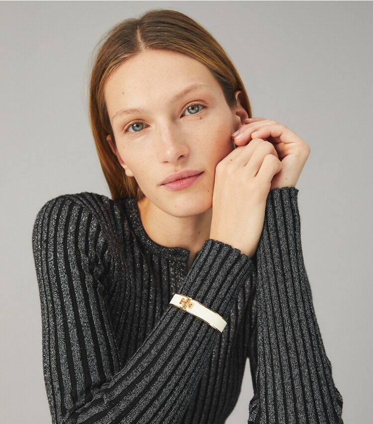 Tory Burch designer bracelets Kira Enamel Bracelet in Tory Gold/Black accessory on model