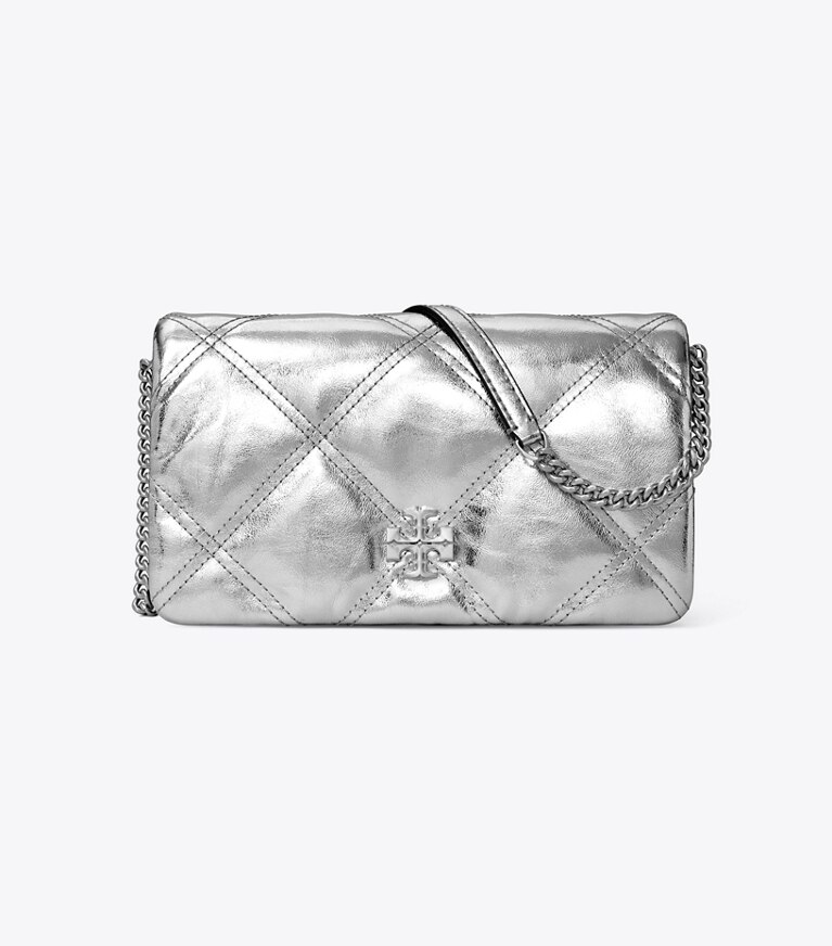 Tory Burch designer kleine taschen Kira Geldbörse in Metallic mit Rautensteppung und Kette in Silver angle