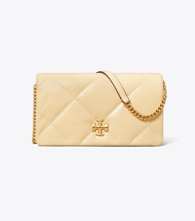 Tory Burch designer kleine taschen Kira Geldbörse mit Rautensteppung und Kette in Vanilla Soft Serve front