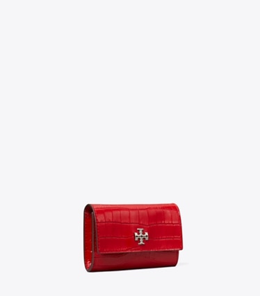 Tory Burch designer kartenetuis Kira Kartenetui mit Krokoprägung und Überschlag in Red Sky angle