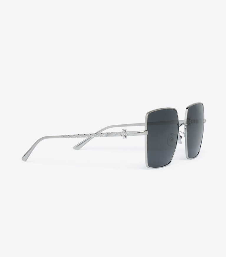 Tory Burch diseñador gafas de sol y anteojos Kira Metal Oversized Square Sunglasses en SILVER/GREY GRADIENT detalle