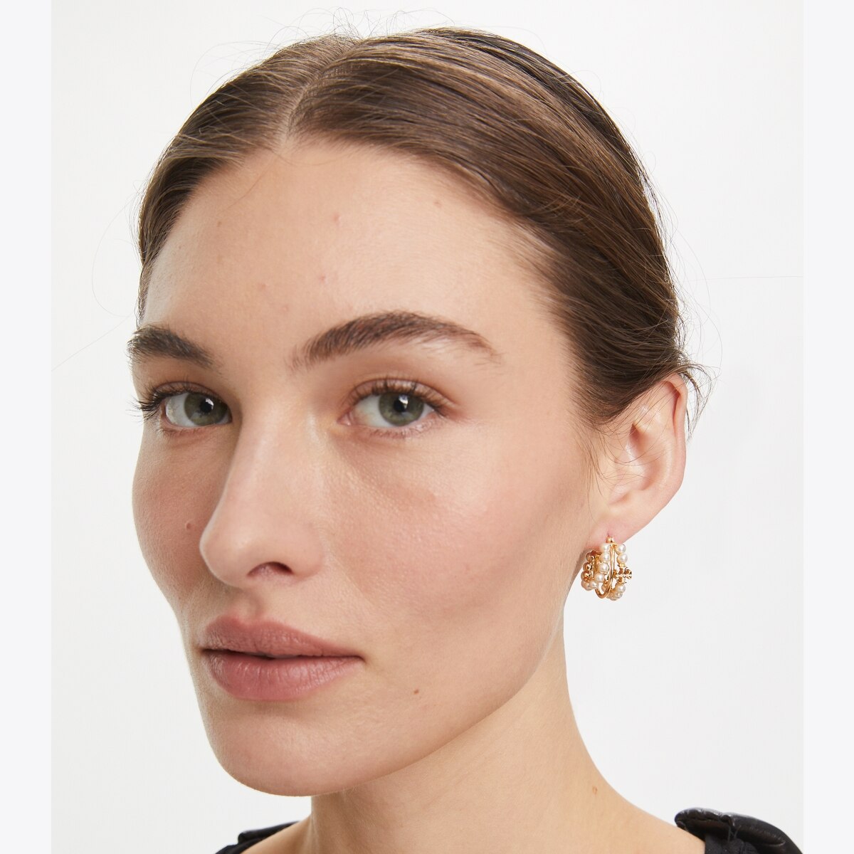 TORY BURCH ピアス KIRA PEARL HOOP EARRING Kira Pearl Hoop Earring: Women's Designer Earrings | Tory Burch