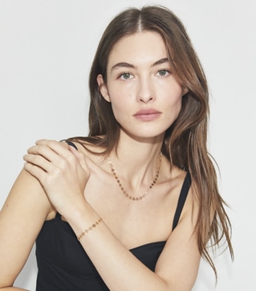 Tory Burch メタルネックレス キラ エナメル フラワー ペンダント ネックレス（ネックレス
