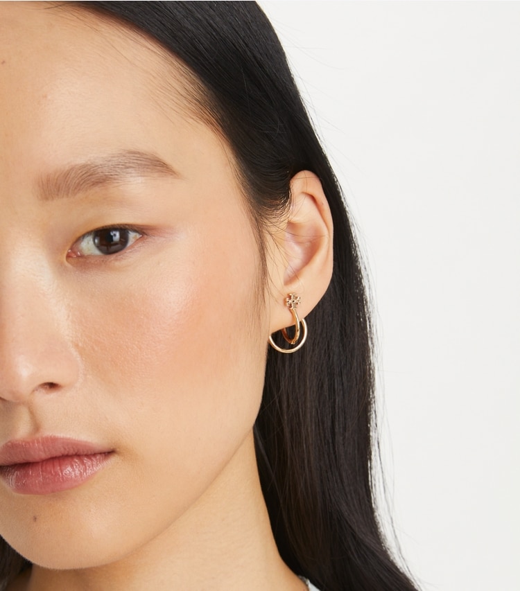 Tory Burch designer earrings Kira Pearl Double Hoop Earring in Tory Gold / Cream accessory on model