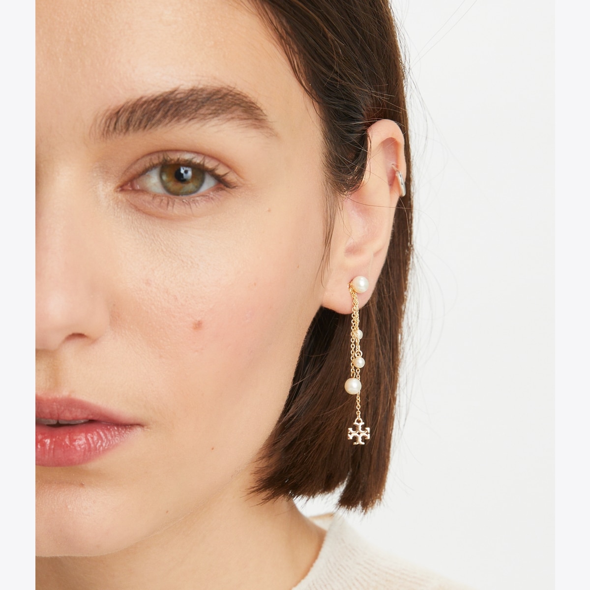 トリーバーチ ピアス KIRA PEARL LINEAR EARRING ゴールド Kira Pearl Linear Earring: Women's Designer Earrings | Tory