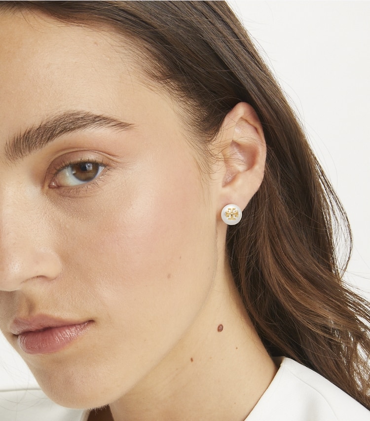 Tory Burch designer earrings Kira Pearl Stud Earrings in Ivory/Tory Gold accessory on model