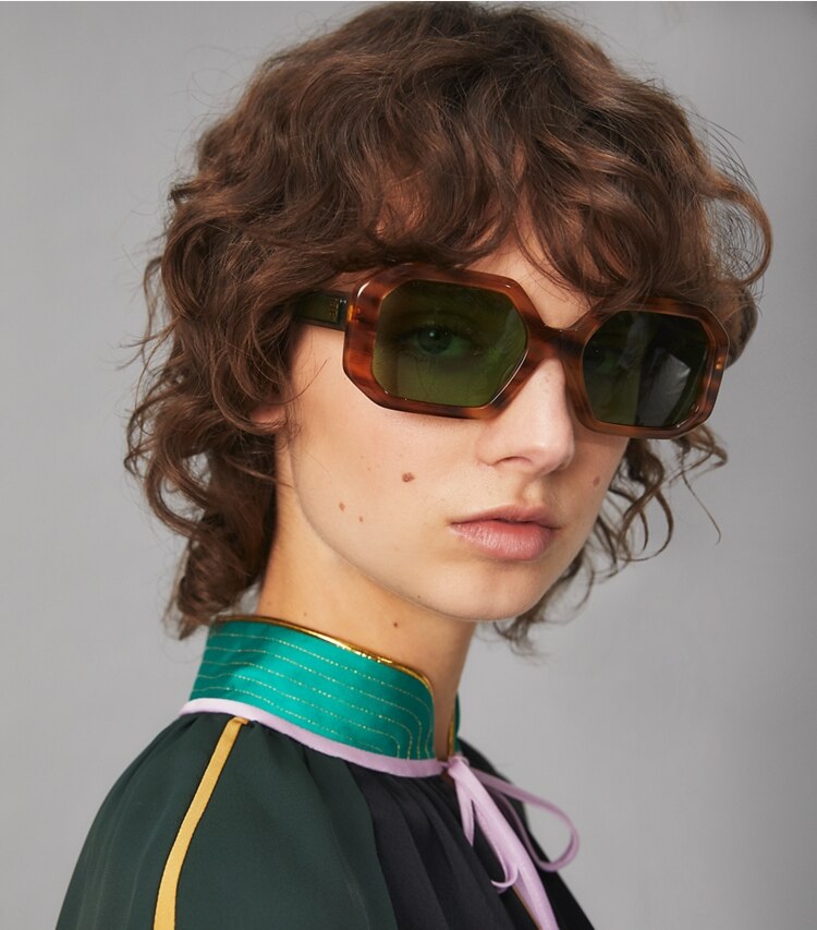 Tory Burch designer sunglasses & eyewear Kira Rectangular Sunglasses in Tortoise accessory on model