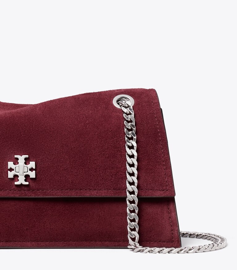 Tory Burch designer schultertaschen Kira Schultertasche aus Wildleder mit Drehverschluss in Merlot detail