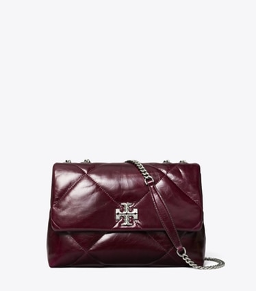Tory Burch designer schultertaschen Kira Schultertasche in Vintage-Optik mit Rautensteppung in Dark Carmine front