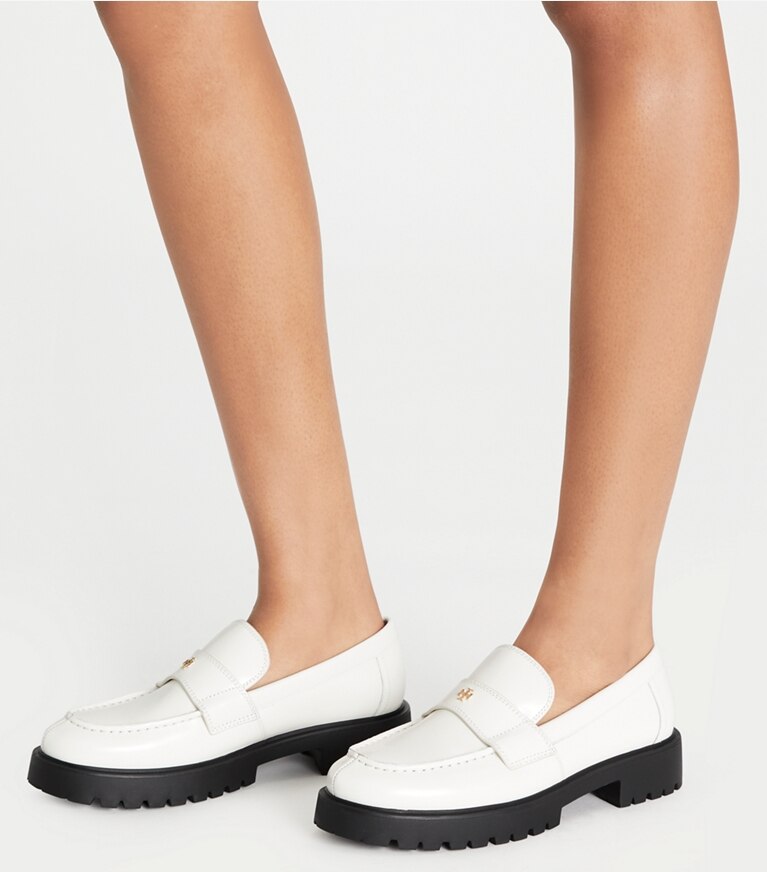 Tory Burch designer loafers Klassischer Loafer mit Profilsohle in DOVE WHITE angle