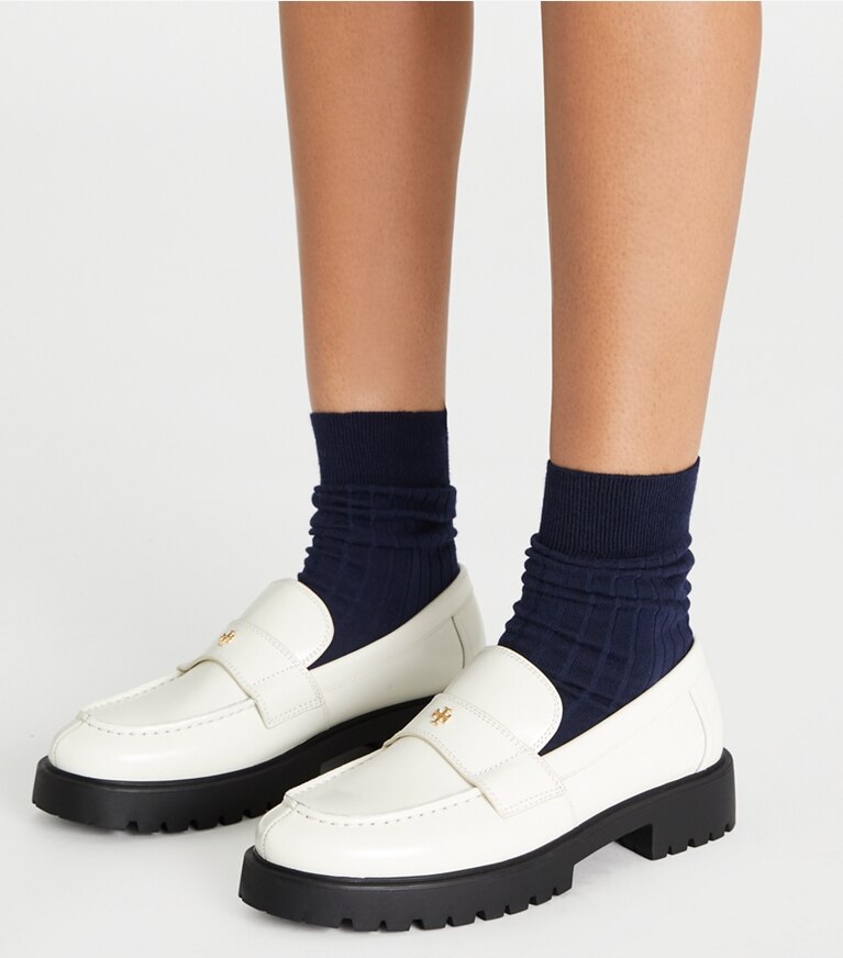 Tory Burch designer loafers Klassischer Loafer mit Profilsohle in DOVE WHITE angle