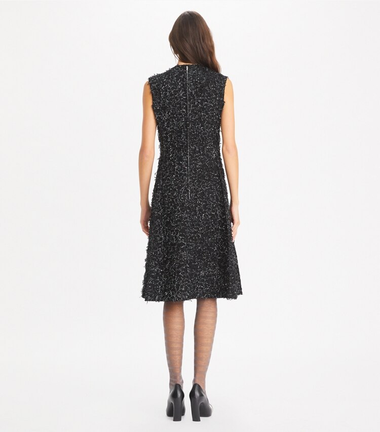 Tory Burch designer kleider Kleid mit Paillettenfransen in Black on model back