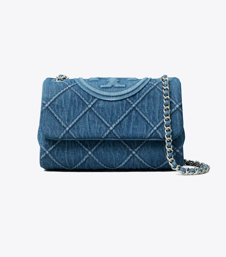 Tory Burch designer schultertaschen Kleine, weiche, wandelbare Fleming Schultertasche aus Denim in Denim front