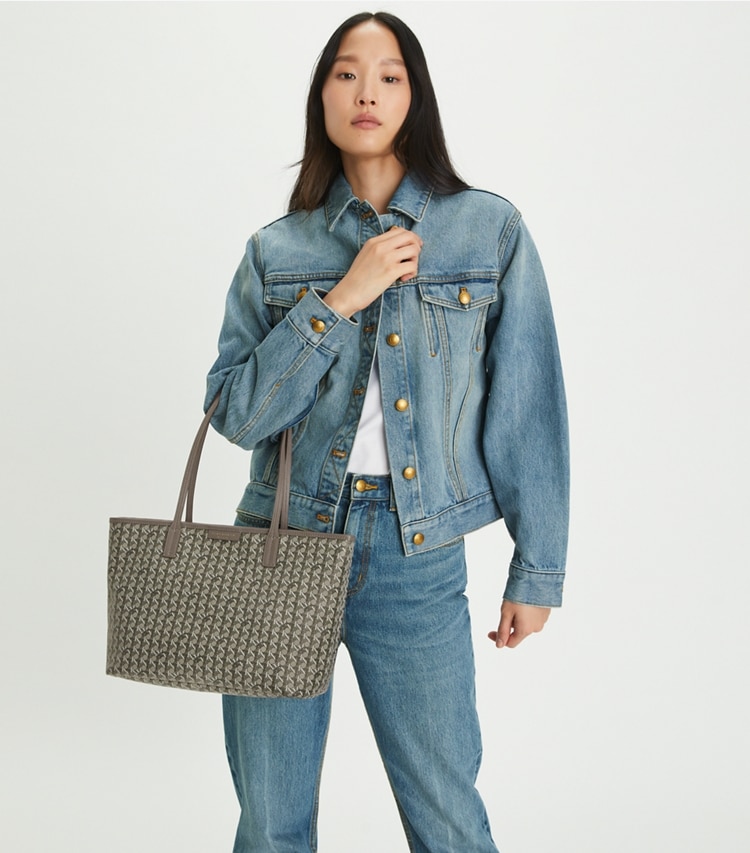 Tory Burch designer tote bags Kleine Ever-Ready Tote Bag mit Reißverschluss in Zinc accessory on model