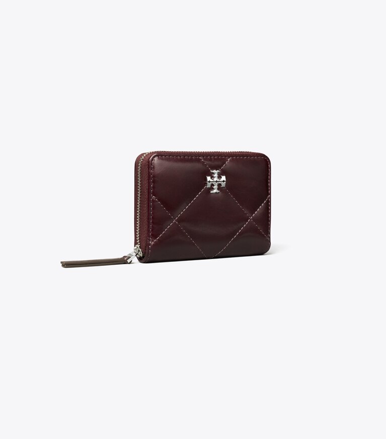 Tory Burch designer geldbörsen Kleine Kira Geldbörse in Vintage-Optik mit Rautensteppung und umlaufendem Reißverschluss in Dark Carmine angle