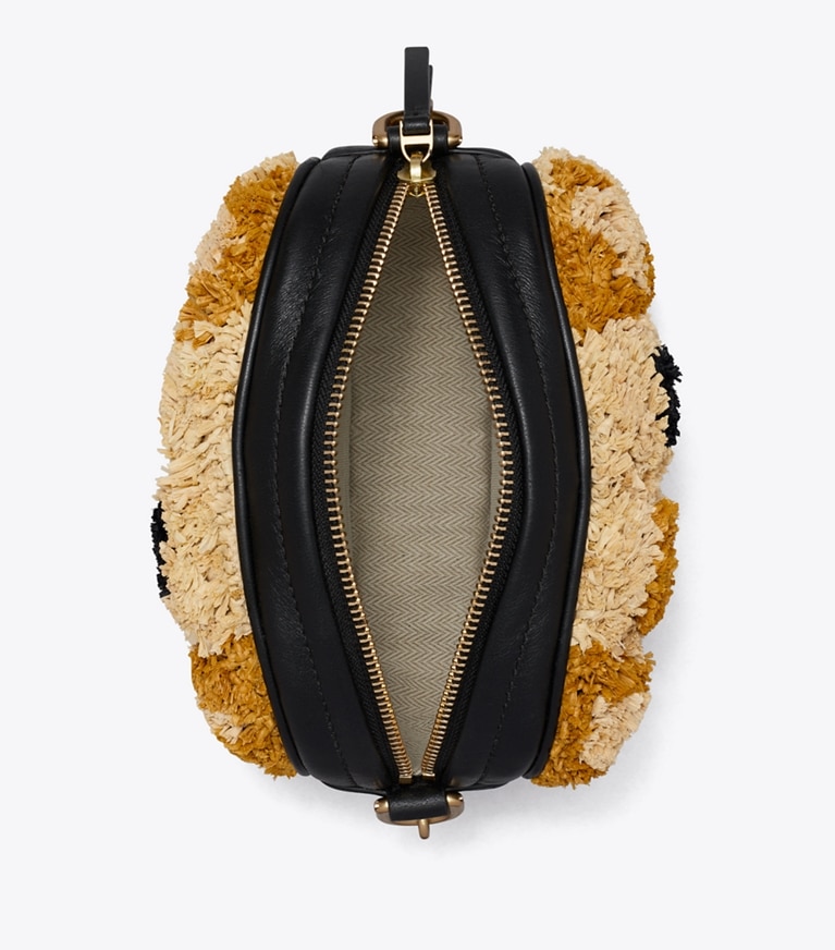 Tory Burch designer crossbody bags Kleine Kira Umhängetasche mit Chevron-Steppung, Raffiabast und Rosette in Multi angle