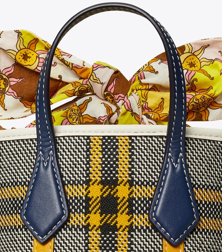 Tory Burch designer kleine taschen Kleine Perry Tote Bag mit Karomuster in Multi angle