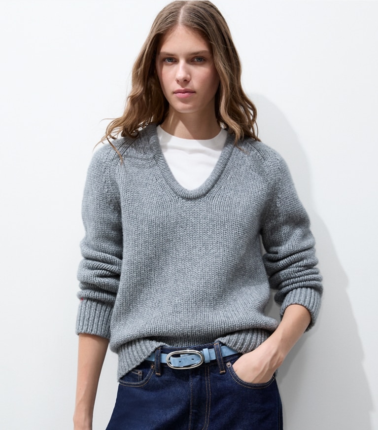 Tory Burch designer belts Large Pierced Suede Buckle Belt in Steel Blue / Silver accessory on model