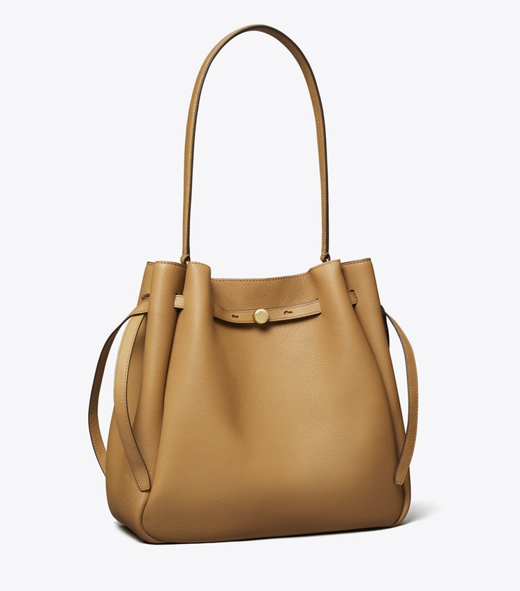 Tory Burch designer sacs porté épaule Large Romy Bucket Bag in Tiramisu angle