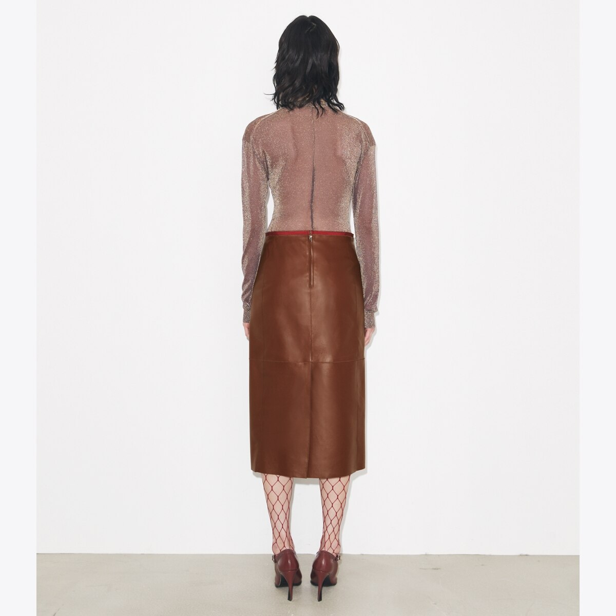 Leather Pencil Skirt: Women display picture 3