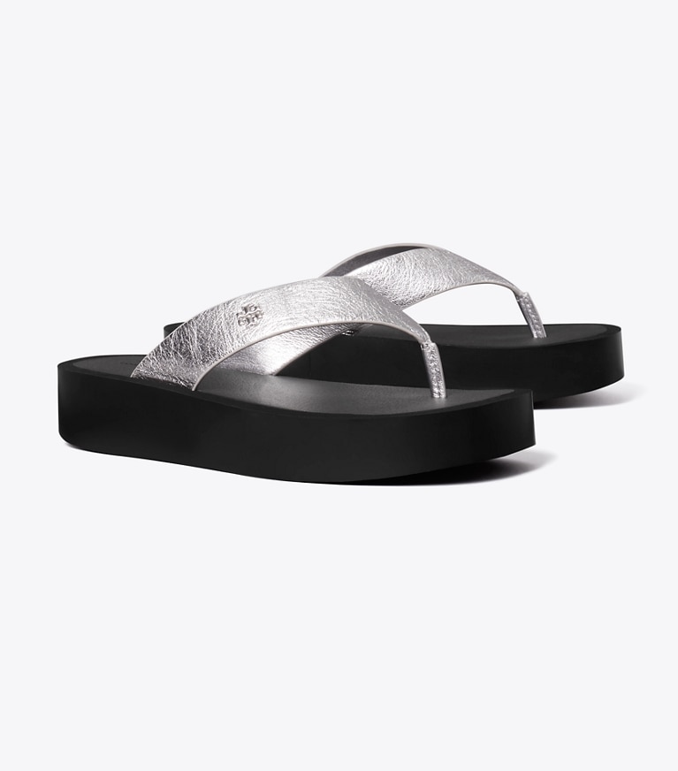 Tory Burch designer sandals Leather Platform Flip Flop in SILVER / PERFECT BLACK / SILVER angle