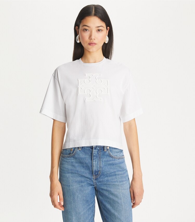 Tory Burch designer oberteile Legeres T-Shirt mit Logo in White on model detail