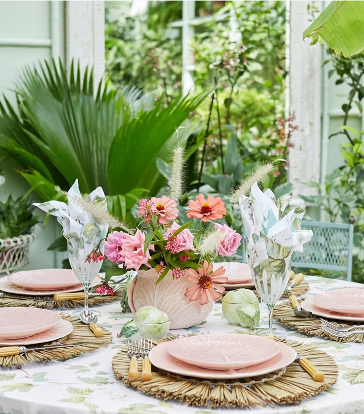 Tory Burch designer tabletop & drinkware Lettuce Ware Dinner Plate, Set of 2 in Pale Pink editorial