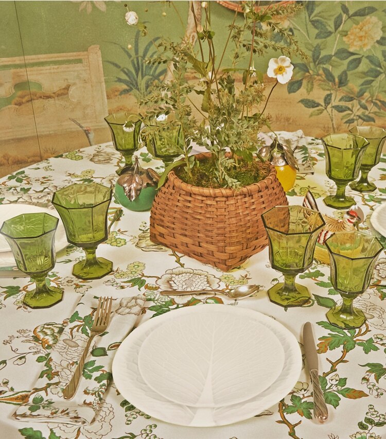 Tory Burch designer tabletop & drinkware Lettuce Ware Dinner Plate, Set of 2 in White editorial