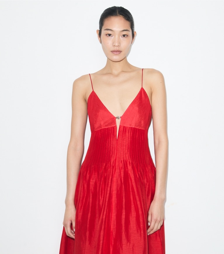 Tory Burch designer dresses Linen Dress in Bright Red on model detail