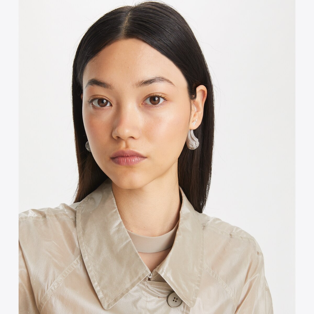 【NY発祥 TORY BURCH】2色 TRANSPARENT DROP EARRING NY発祥 TORY BURCH】2色 TRANSPARENT DROP EARRING