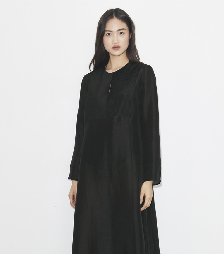 Tory Burch designer coverups Long Linen Caftan in Black front