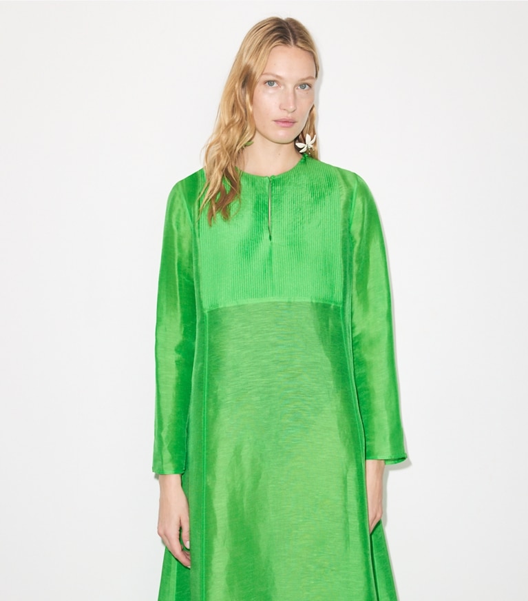 Tory Burch designer coverups Long Linen Caftan in Bright Green on model detail