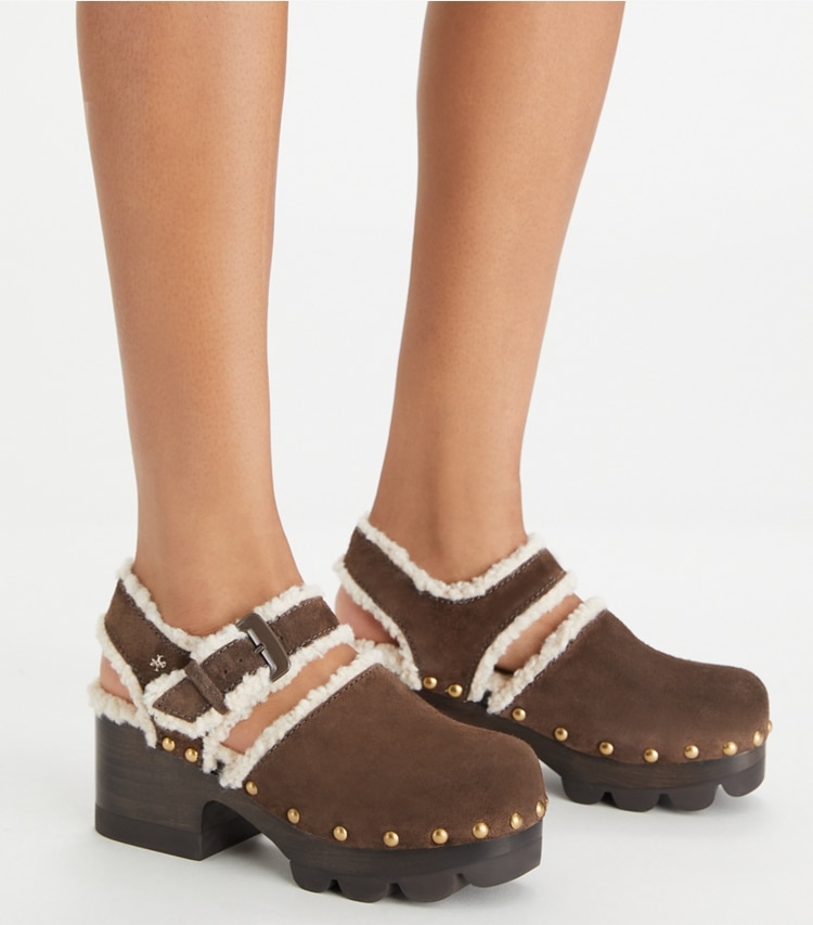 Tory Burch designer heels Lug Sole Clog in DEEP ESPRESSO accessory on model