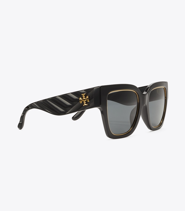 Tory Burch designer lunettes Lunettes de soleil Kira carrées à chevrons in BLACK/SOLID GREY front
