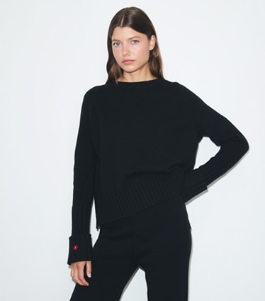 Tory Burch designer maglioni Maglia in lana merino in BLACK on model detail