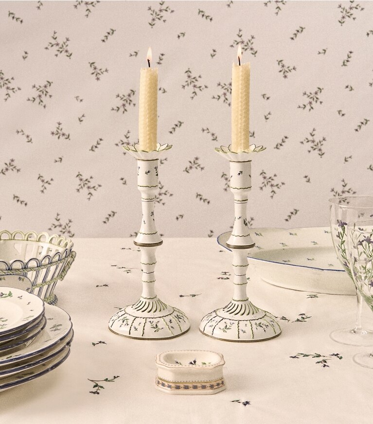 Tory Burch diseñador mantelería Mantel cuadrado bordado Jolie Fleur en NEW IVORY editorial
