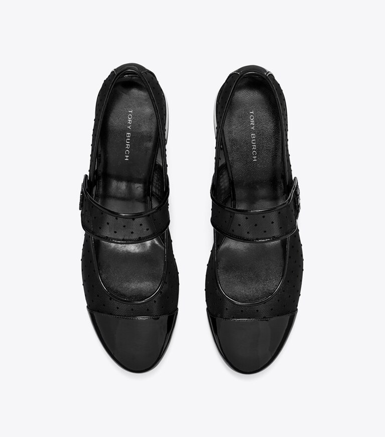 Tory Burch designer loafers Mary Jane Flat mit Zehenkappe und Absatz in NERO / PERFECT BLACK angle