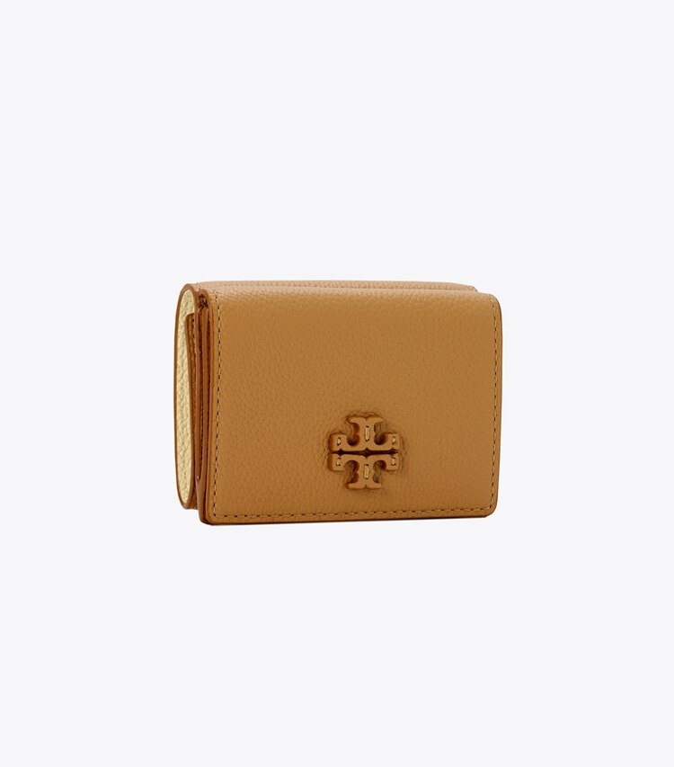 Tory Burch designer 財布 マックグロー マイクロ トライフォールドウォレット in Tiramisu angle