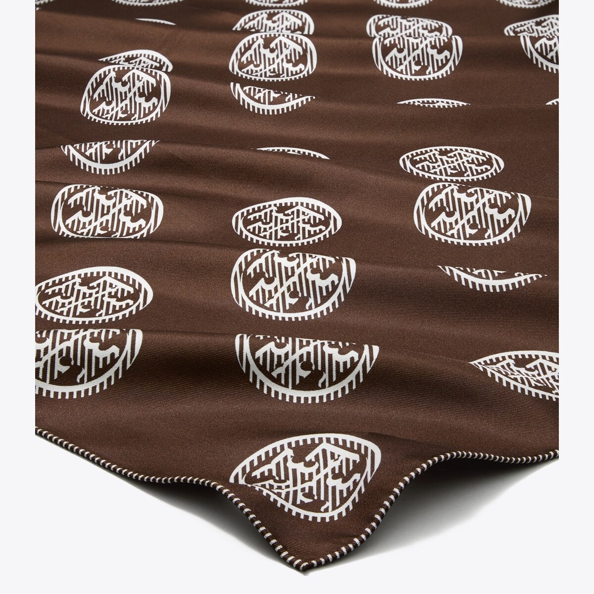 TORY BURCH｜SCARVES (ROPE LOGO SILK SQUARE (157356-650)) Tory Burch Rope Logo Oversize Silk Scarf | Nordstrom