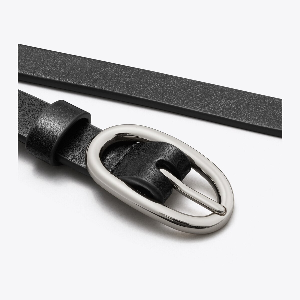 Medium Pierced Buckle Belt: Women display picture 2