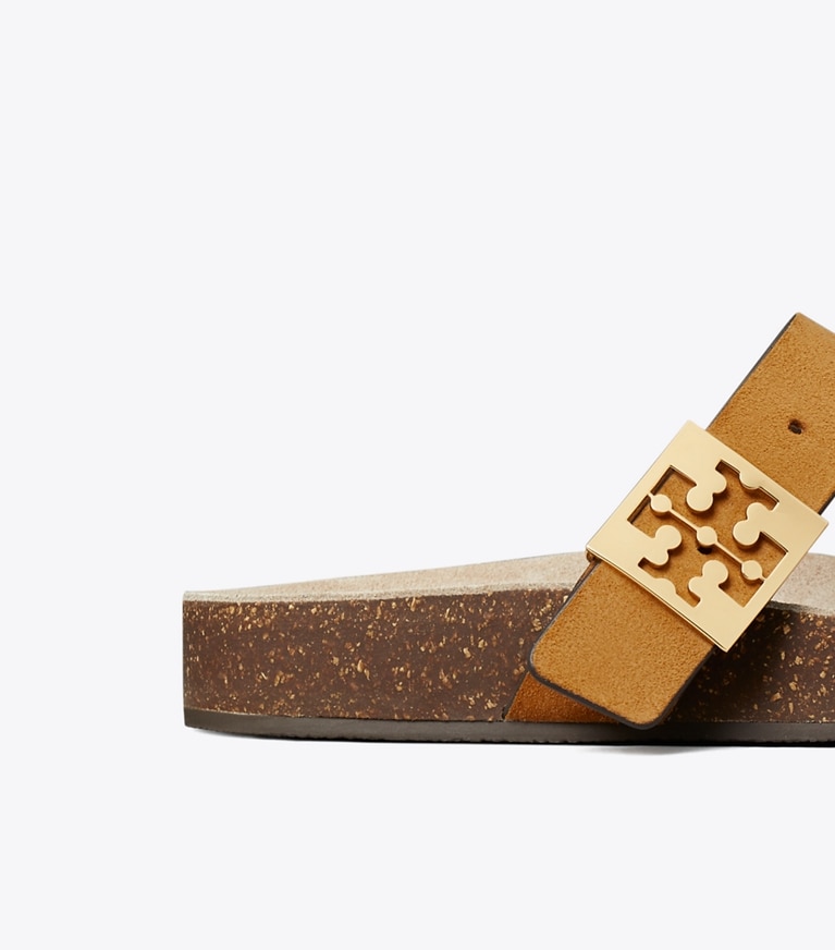 Tory Burch designer サンダル メロー トングサンダル in RHUM / AVOLA angle