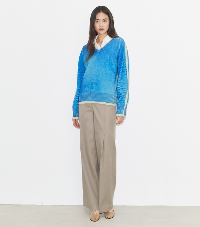 Tory Burch designer sweaters Merino Wool Sweater in Antique Travertine/ V-Neck Print front