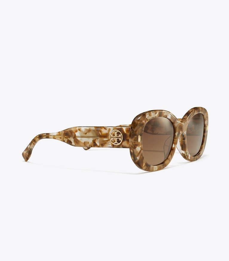 Tory Burch designer sunglasses & eyewear Miller Oval Sunglasses in TRANSPARENT TORT/ POLAR BROWN GRADIENT detail