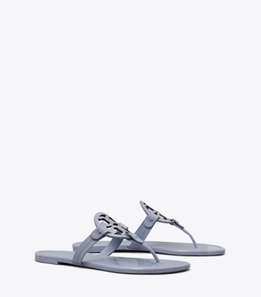 Tory Burch designer サンダル ミラー in VAPOR BLUE angle