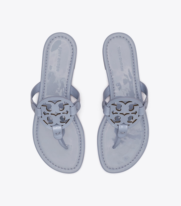 Tory Burch designer サンダル ミラー in VAPOR BLUE オーバーヘッド