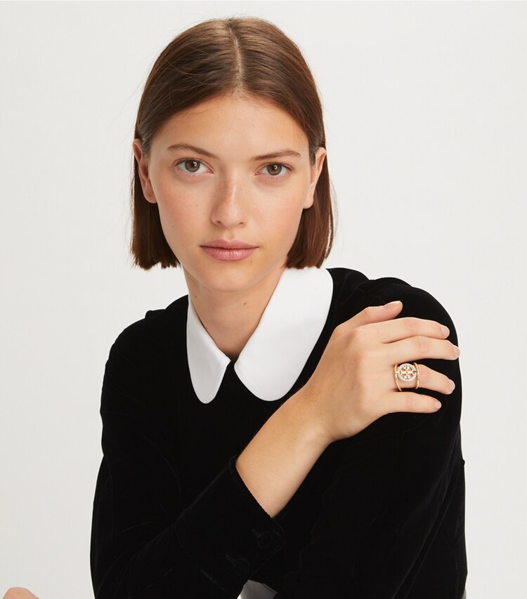 Tory Burch designer rings Miller Pavé Ring in Tory Gold / Crystal accessory on model