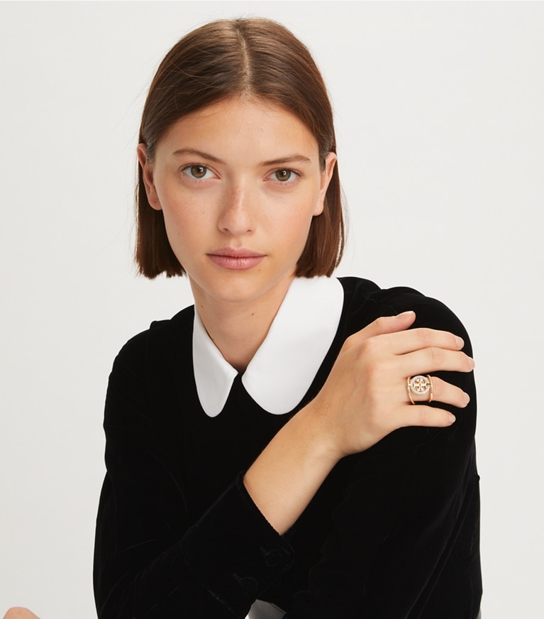 Tory Burch designer rings Miller Pavé Ring in Tory Gold / Crystal angle