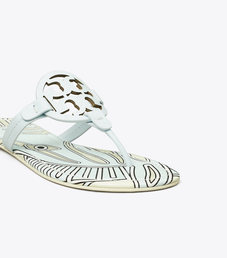 Tory Burch designer サンダル ミラー プリント パテントサンダル in SUMMIT / BLUE ZEBRA angle
