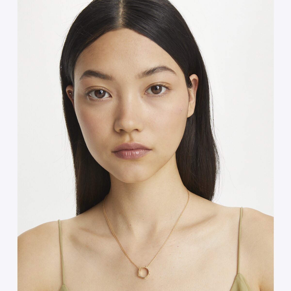 関税送料無料【Tory Burch】MILLER NECKLACE Tory Burch Miller Pave Pendant Necklace in Gold (New without
