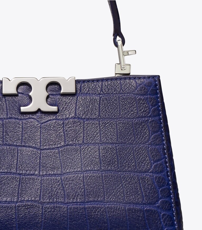 Tory Burch designer borse a spalla Mini bauletto Eleanor con rilievo a coccodrillo in Ballpoint Blue dettaglio